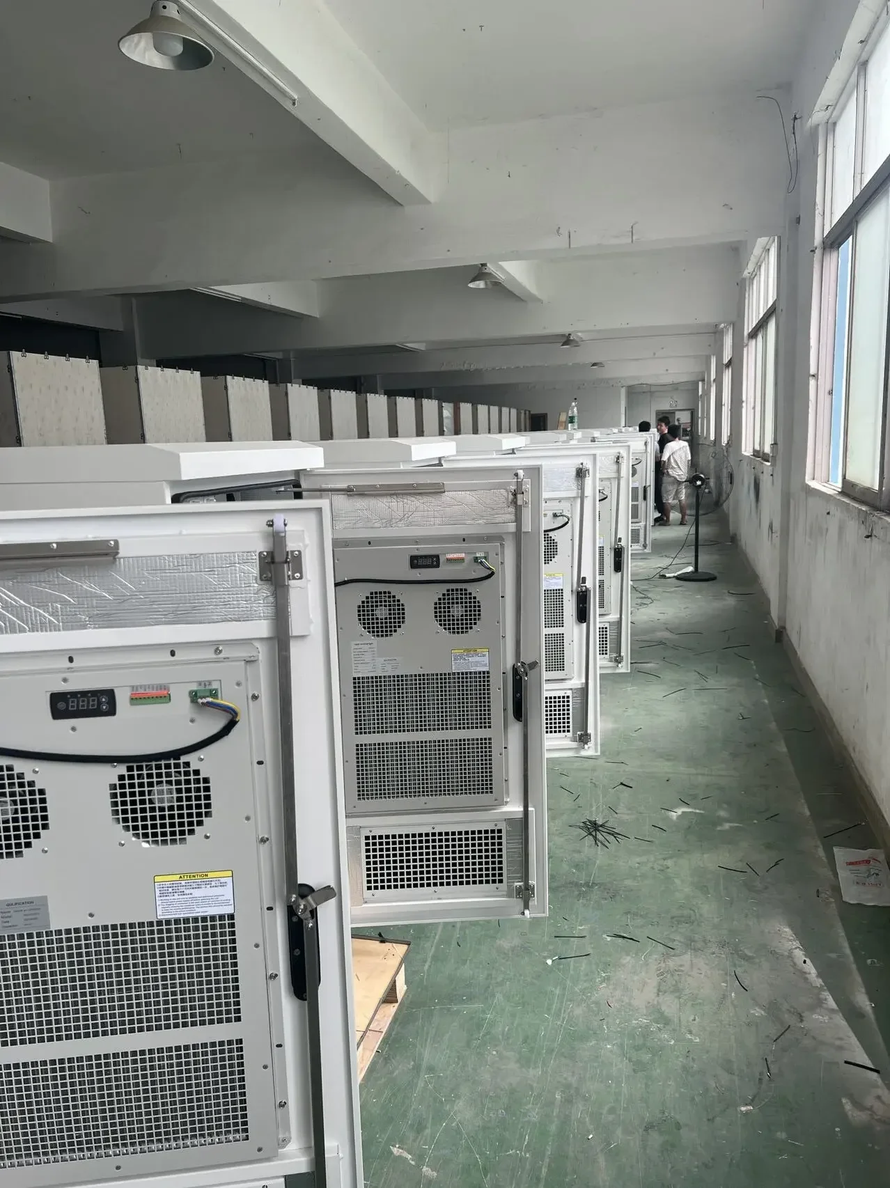 IP55 pole mounted outdoor unin - đánh giá và giá Outdoor Uninterruptible Power Supply